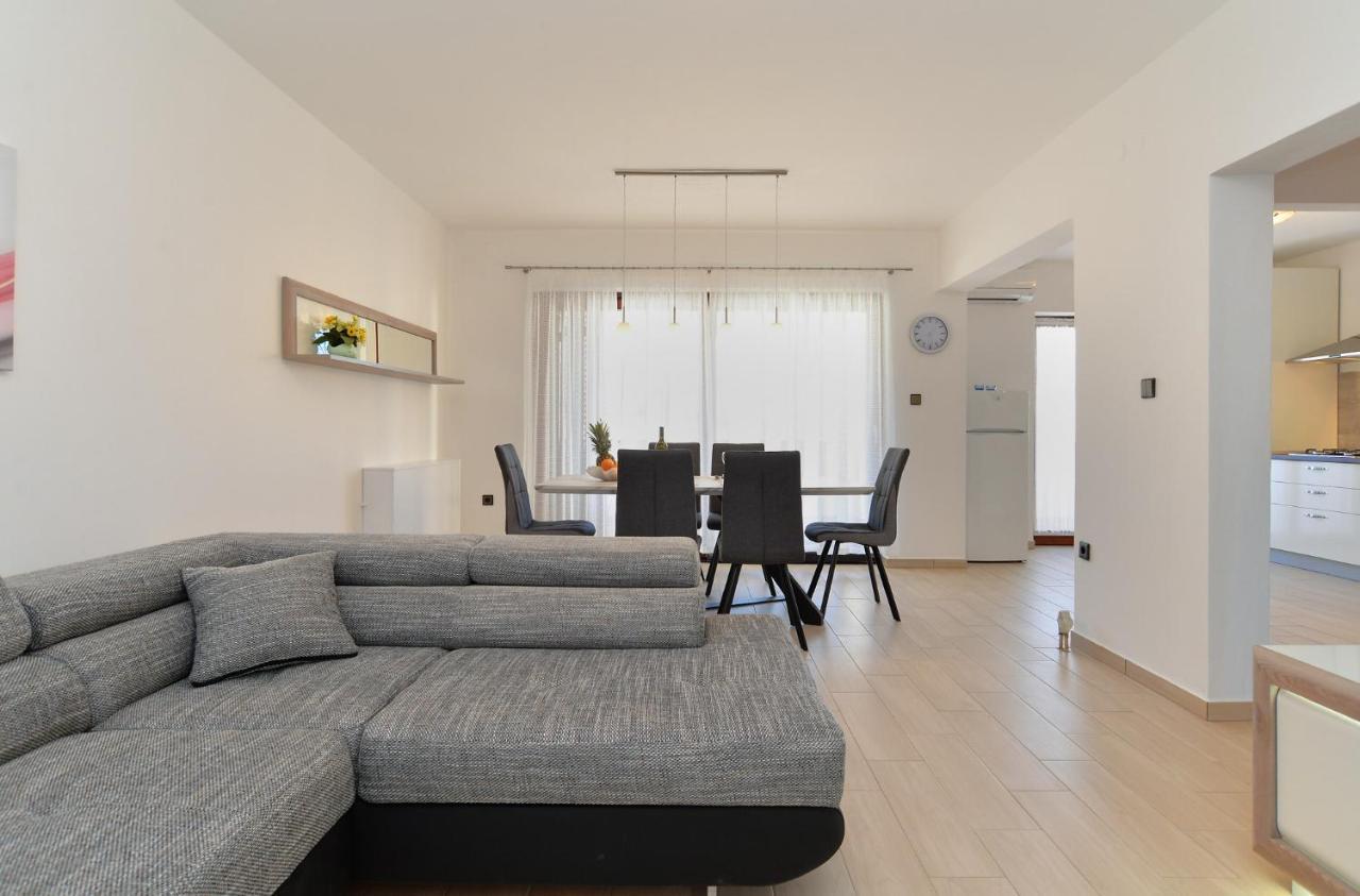 House Pula 2080 Βίλα Εξωτερικό φωτογραφία